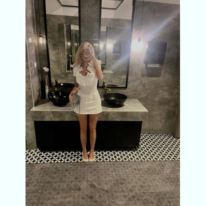 .      .,.